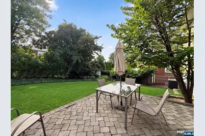 530 Lincoln Avenue, Ridgefield, NJ 07657 - Photo 19
