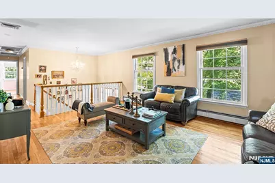 61 Charles Street, Allendale, NJ 07401 - Photo 11