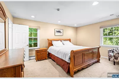 61 Charles Street, Allendale, NJ 07401 - Photo 15