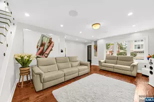 690 Ray Ave, Ridgefield, NJ 07657 - Photo 5