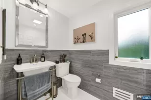 690 Ray Ave, Ridgefield, NJ 07657 - Photo 7