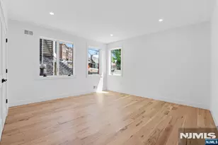 849 Pleasantview 1st Fl, Ridgefield, NJ 07657 - Photo 15