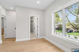 367 Johnson Ave, Teaneck Township, NJ 07666 - Photo 21