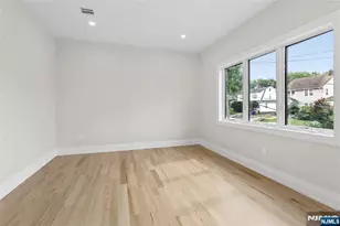 367 Johnson Ave, Teaneck Township, NJ 07666 - Photo 37