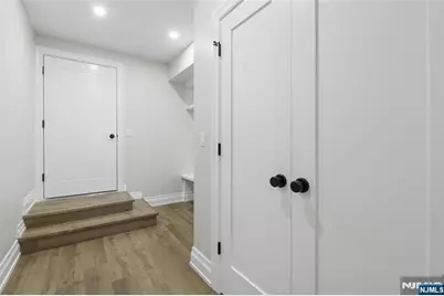 367 Johnson Avenue, Teaneck Township, NJ 07666 - Photo 23