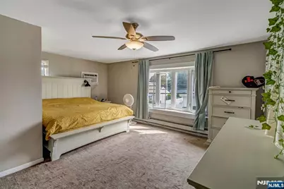 113 Willow Street, Elmwood Park, NJ 07407 - Photo 15
