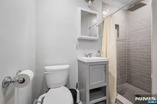 1187 Sussex Rd, Teaneck Township, NJ 07666 - Photo 19