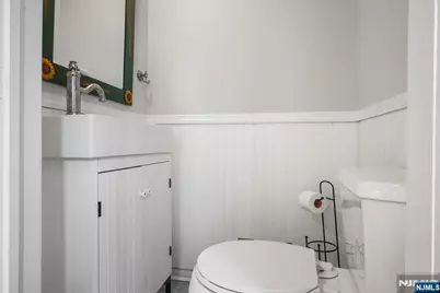 1187 Sussex Road, Teaneck Township, NJ 07666 - Photo 15