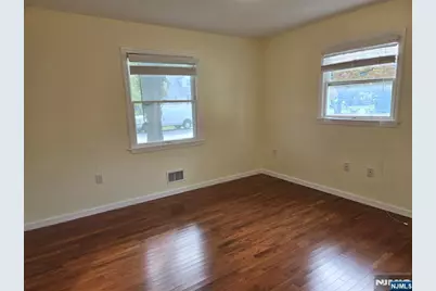 30 Highwood Drive, Dumont, NJ 07628 - Photo 7