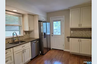 30 Highwood Drive, Dumont, NJ 07628 - Photo 3
