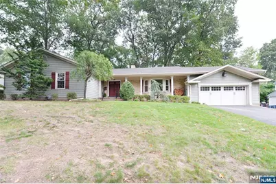 632 Iroquois Street, Oradell, NJ 07649 - Photo 41