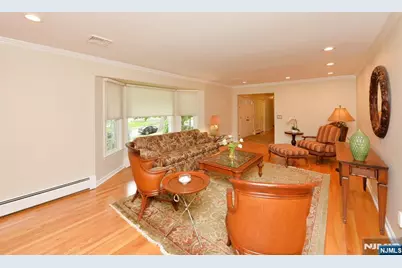 632 Iroquois Street, Oradell, NJ 07649 - Photo 7