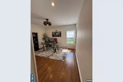 72 Cottage Street A #A, Midland Park, NJ 07432 - Photo 5