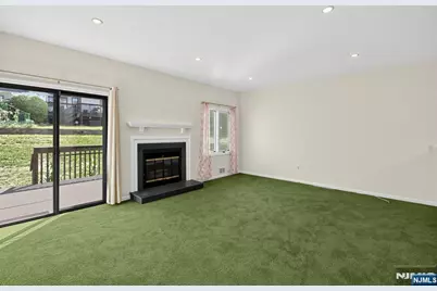 38 Ventura Court 38 #38, Old Bridge Township, NJ 08857 - Photo 13