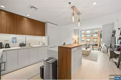 1000 Maxwell Lane 10G #10G, Hoboken, NJ 07030 - Photo 9