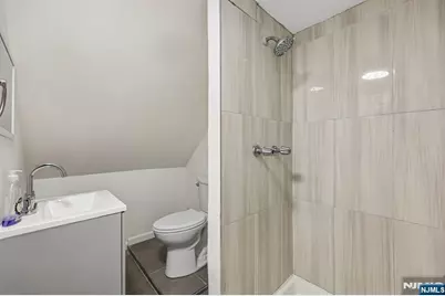 21 5th Street, Clifton, NJ 07011 - Photo 31
