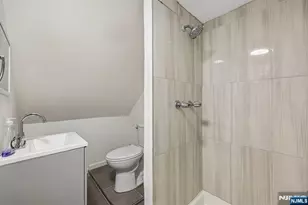 21 5th St, Clifton, NJ 07011 - Photo 31