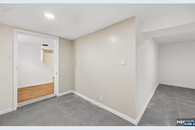 21 5th Street, Clifton, NJ 07011 - Photo 41