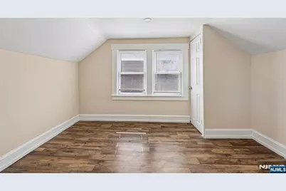 21 5th Street, Clifton, NJ 07011 - Photo 33