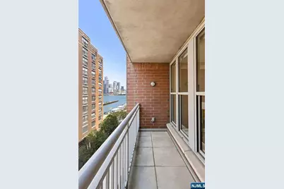 1125 Maxwell Lane 726 #726, Hoboken, NJ 07030 - Photo 21