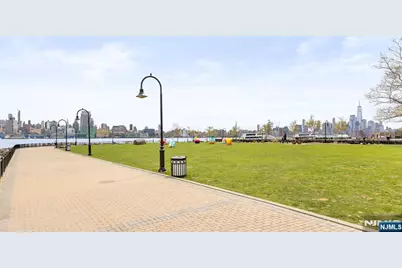 1125 Maxwell Lane 726 #726, Hoboken, NJ 07030 - Photo 41