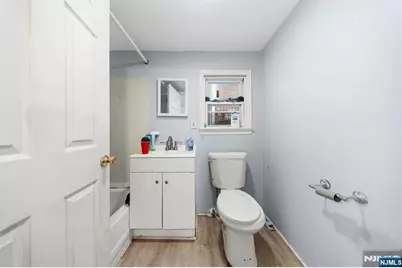 166 Bergen Avenue, Jersey City, NJ 07305 - Photo 9