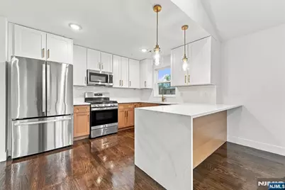 543 13th Avenue 1 #1, Newark, NJ 07103 - Photo 5