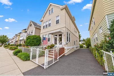 142 Knapp Avenue, Clifton, NJ 07011 - Photo 3