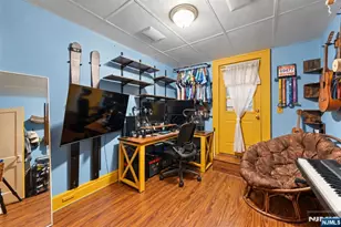 142 Knapp Ave, Clifton, NJ 07011 - Photo 9