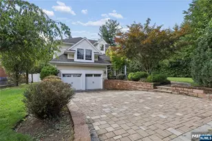 84 Woodmere Ln, Tenafly, NJ 07670 - Photo 3