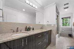 84 Woodmere Ln, Tenafly, NJ 07670 - Photo 23