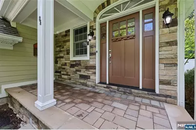 84 Woodmere Lane, Tenafly, NJ 07670 - Photo 5