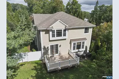 84 Woodmere Lane, Tenafly, NJ 07670 - Photo 37
