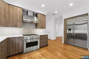 84 Woodmere Ln, Tenafly, NJ 07670 - Photo 17