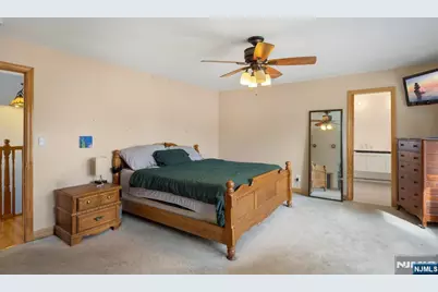 10-18 2nd Street, Fair Lawn, NJ 07410 - Photo 17