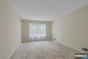 1121 Hyde Park Ct, Mahwah, NJ 07430 - Photo 13