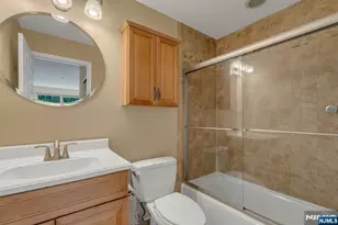 1121 Hyde Park Ct, Mahwah, NJ 07430 - Photo 19