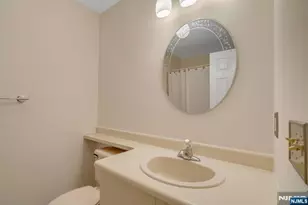 1121 Hyde Park Ct, Mahwah, NJ 07430 - Photo 15
