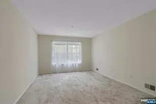 1121 Hyde Park Ct, Mahwah, NJ 07430 - Photo 13