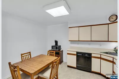 472 Forest Street 204 #204, Kearny, NJ 07032 - Photo 15