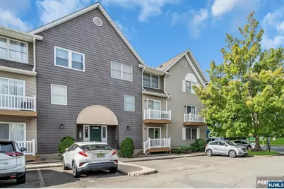 472 Forest Street 204 #204, Kearny, NJ 07032 - Photo 3