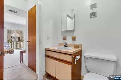 472 Forest Street 204 #204, Kearny, NJ 07032 - Photo 19