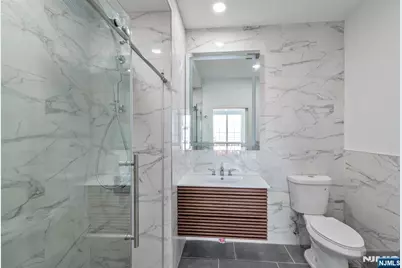 35 Jefferson Avenue 407 #407, Westwood, NJ 07675 - Photo 9
