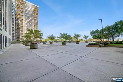 200 Winston L08 #L08, Cliffside Park, NJ 07010 - Photo 3
