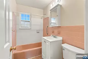250 Rochelle Ave B-11, Rochelle Park Township, NJ 07662 - Photo 15