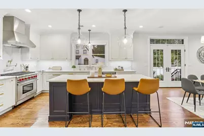 8 Broad Street, Demarest, NJ 07627 - Photo 9