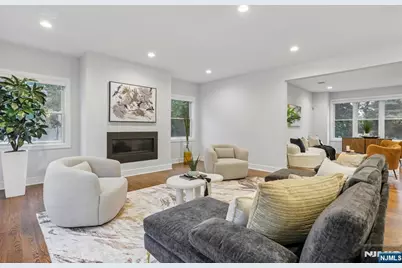 8 Broad Street, Demarest, NJ 07627 - Photo 5