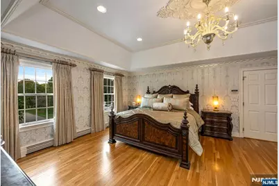 19 Mettowee Farms Court, Upper Saddle River, NJ 07458 - Photo 23