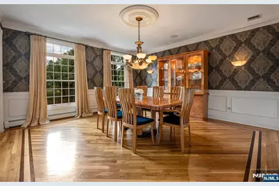 19 Mettowee Farms Court, Upper Saddle River, NJ 07458 - Photo 17