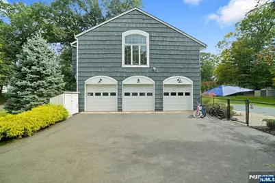 29 Dearborn Drive, Old Tappan, NJ 07675 - Photo 37